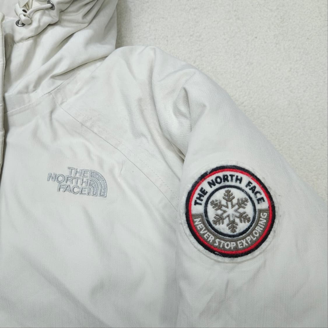 노스페이스 여성 후드 패딩 M 상품이미지4