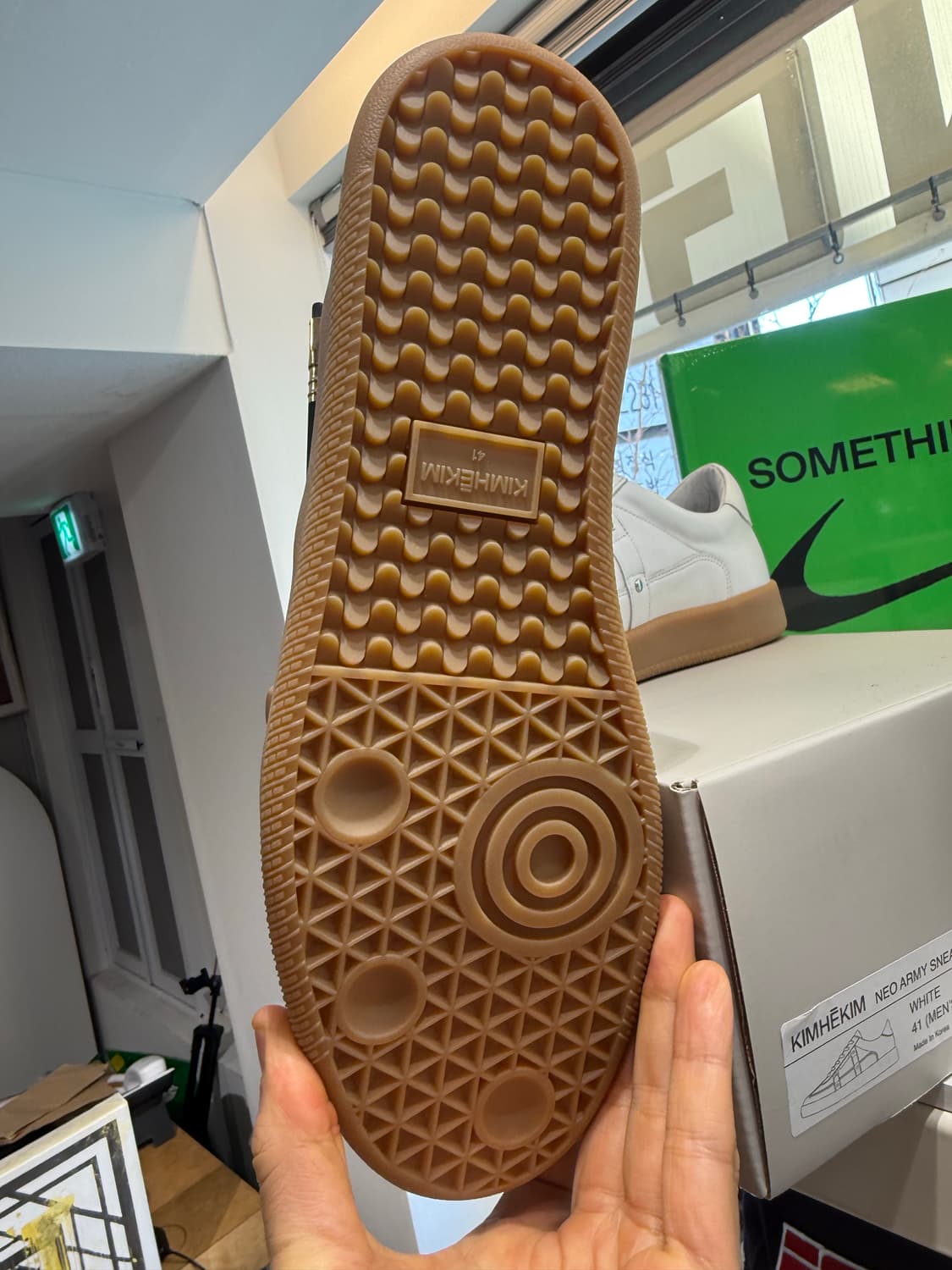 김해김 네오 아미 스니커즈 43사이즈  상품이미지3