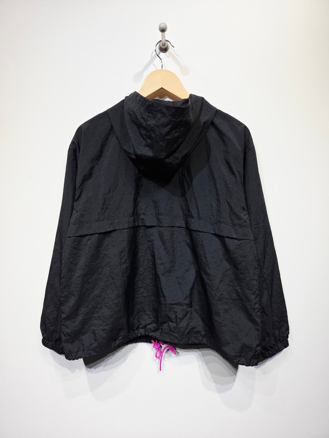 나이키 우먼스 우븐 후드 바람막이 블랙/핑크 상품이미지6