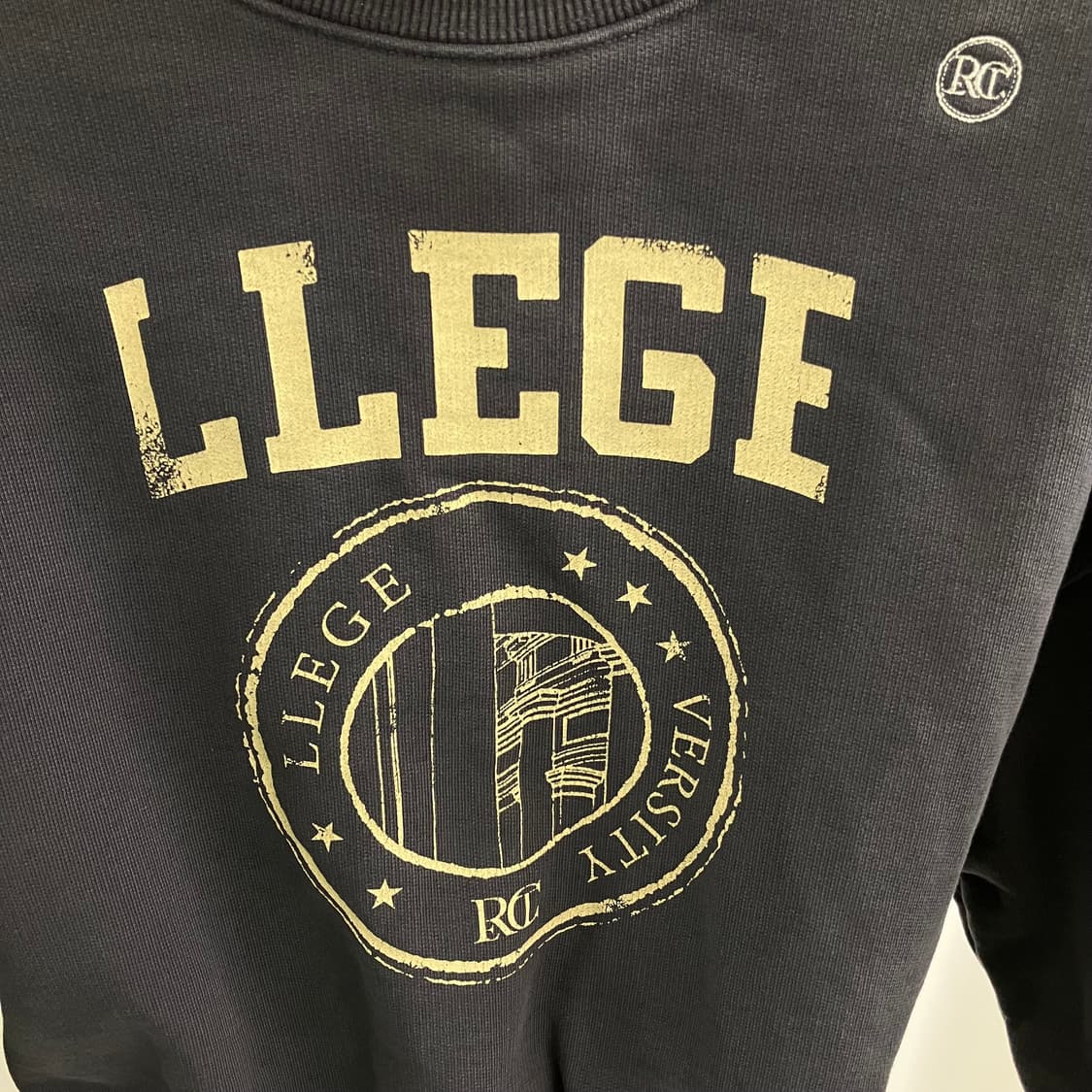 렉토 차콜 크롭 스웨트셔츠  상품이미지4