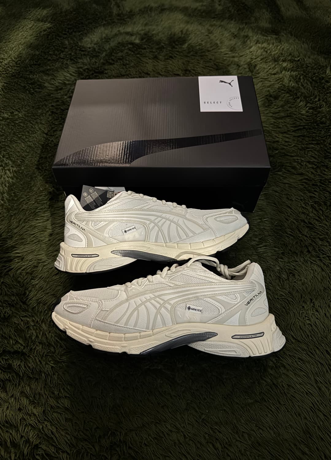 [280] 푸마 베리타나 고어텍스 세일 리플렉티브 오프화이트 상품이미지1