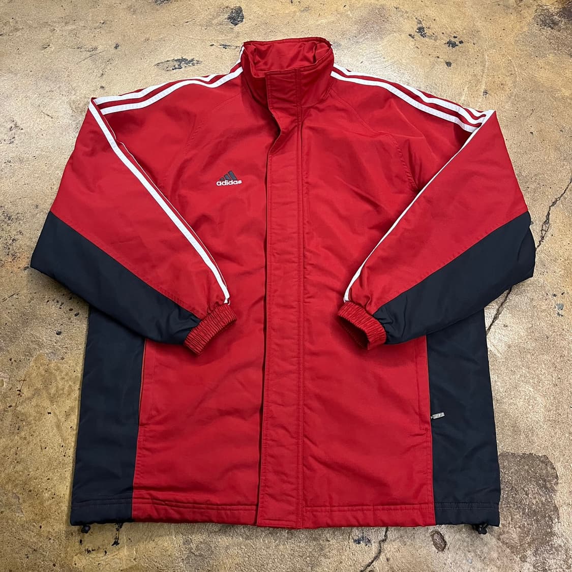 [정품/100] 아디다스 빨간색 검정색 트랙 자켓 b16 상품이미지2