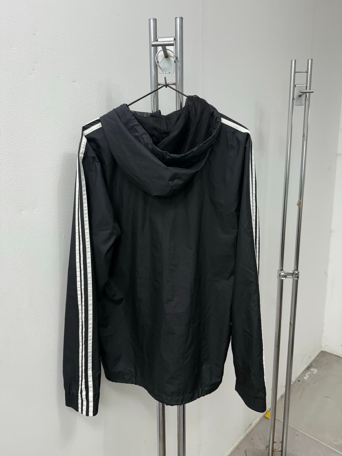 아디다스 불꽃 바람막이 블랫 상품이미지2