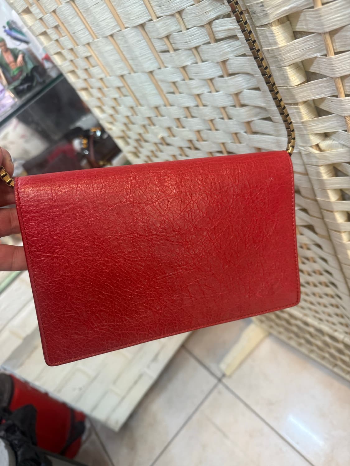 정품 발렌시아가 아크노 메탈릭 엣지 체인 크로스백 팝니다 상품이미지4