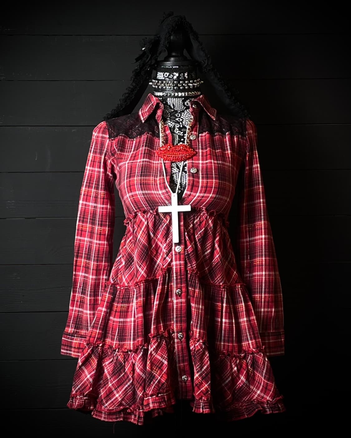 PINK LATTE 핑크 라떼 블랙 레이스 레드 체크 패턴 나나 원피스 상품이미지1