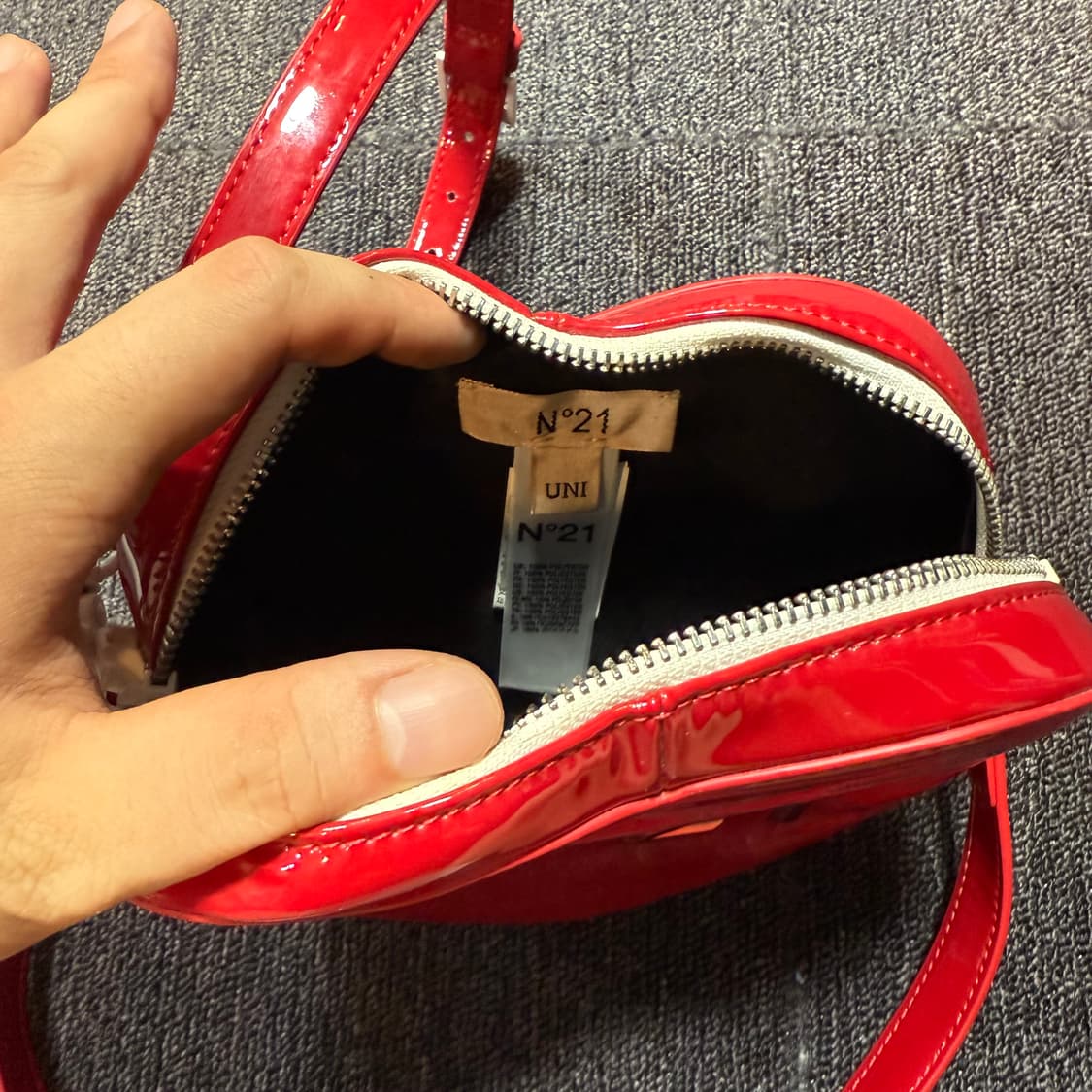 N21 하트 에나멜 백 상품이미지6