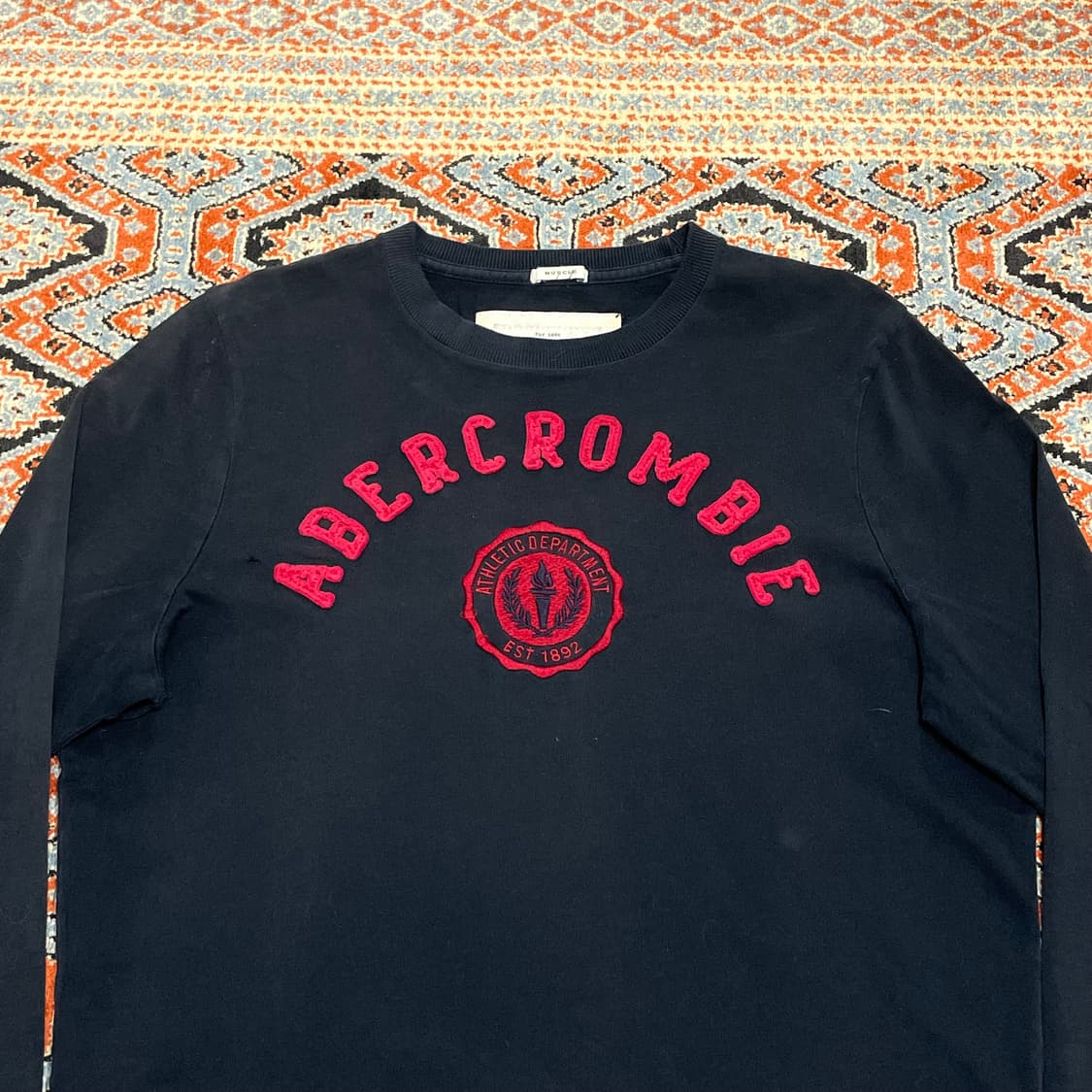 아베크롬비 스펠로고 네이비 긴팔티셔츠 남성L  상품이미지2