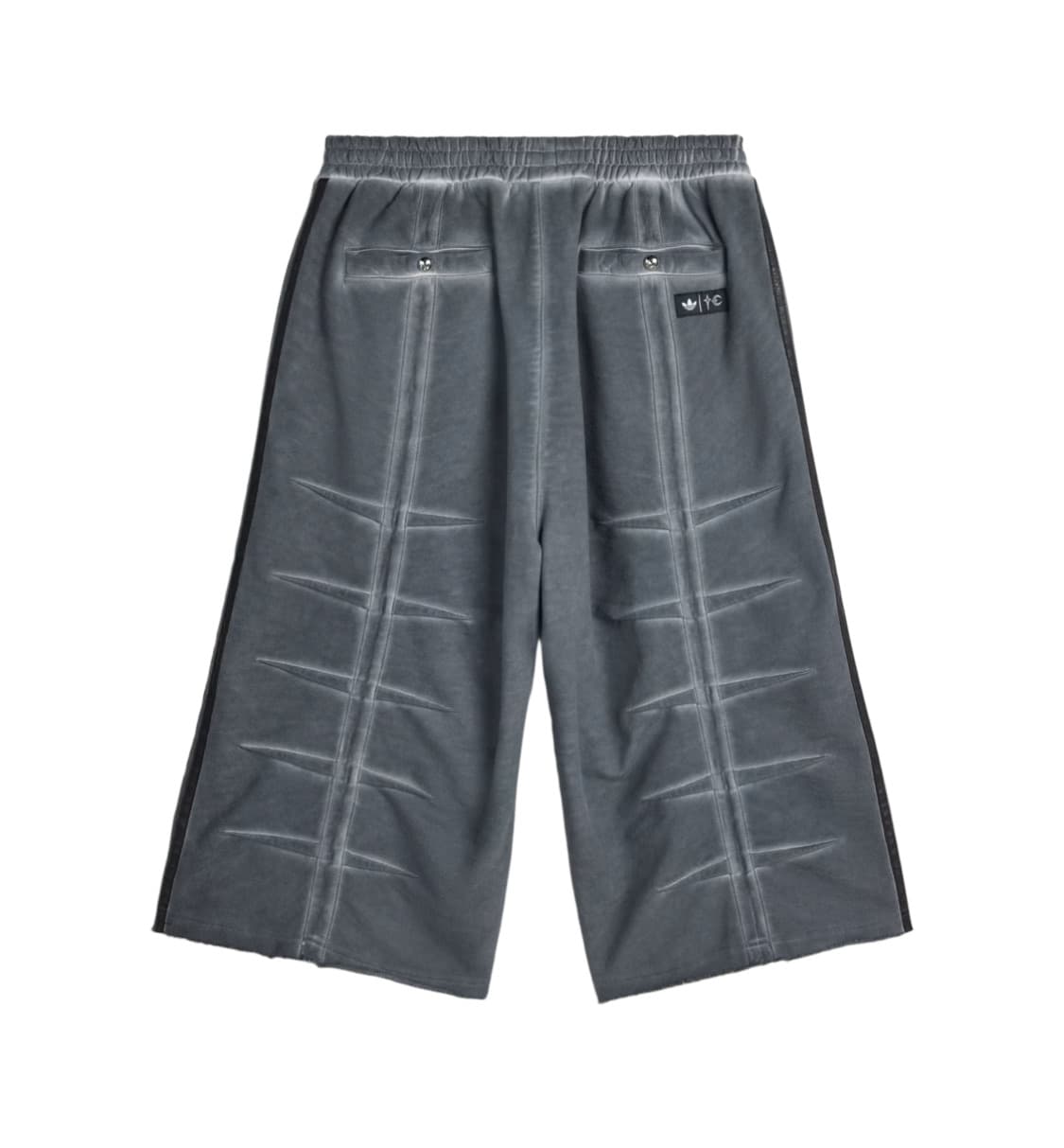 🔥금일발송 아디다스 x 떠그 클럽 버뮤다 쇼츠 블랙 상품이미지2