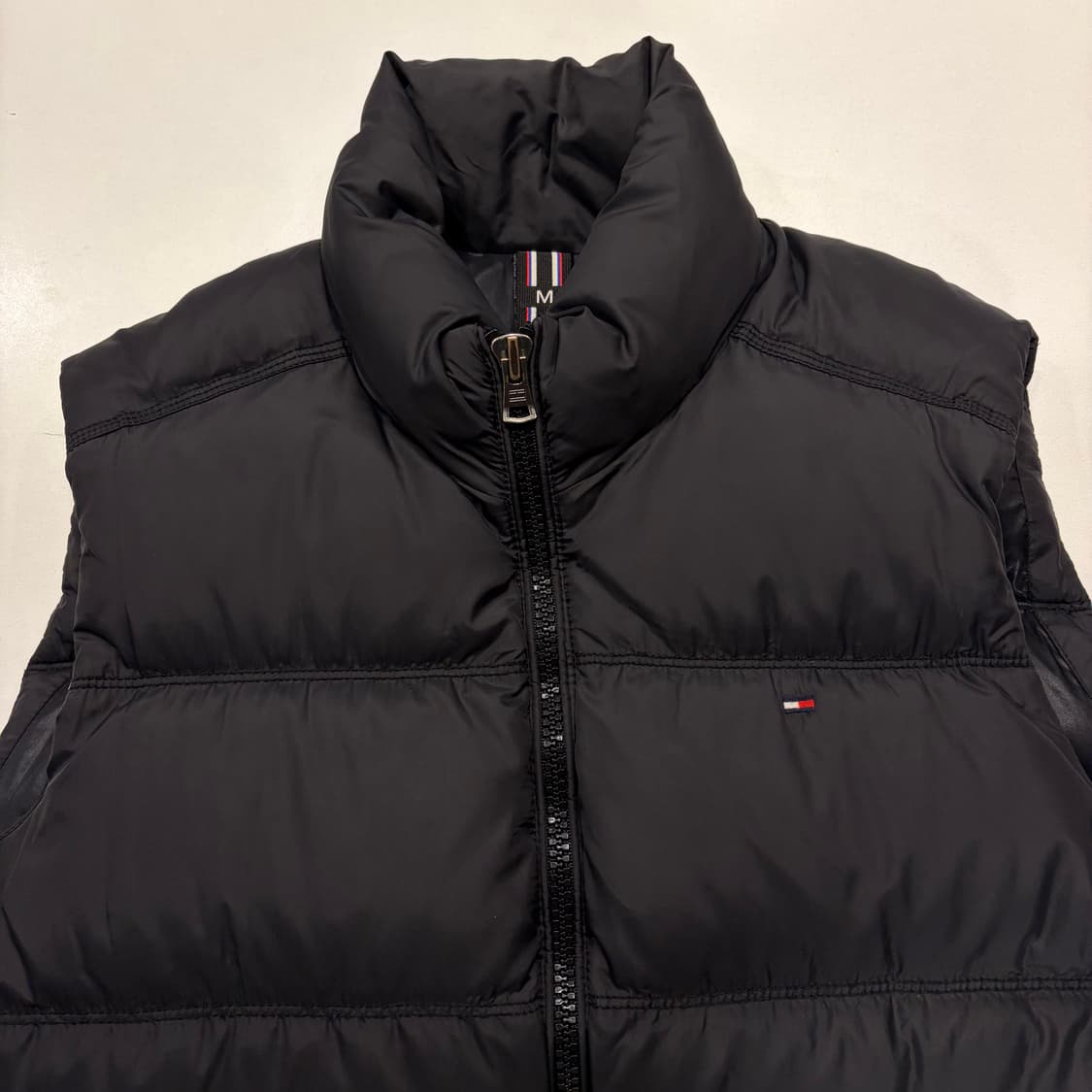 [M] 10s 타미힐피거 블랙 패딩 조끼 B568 상품이미지3