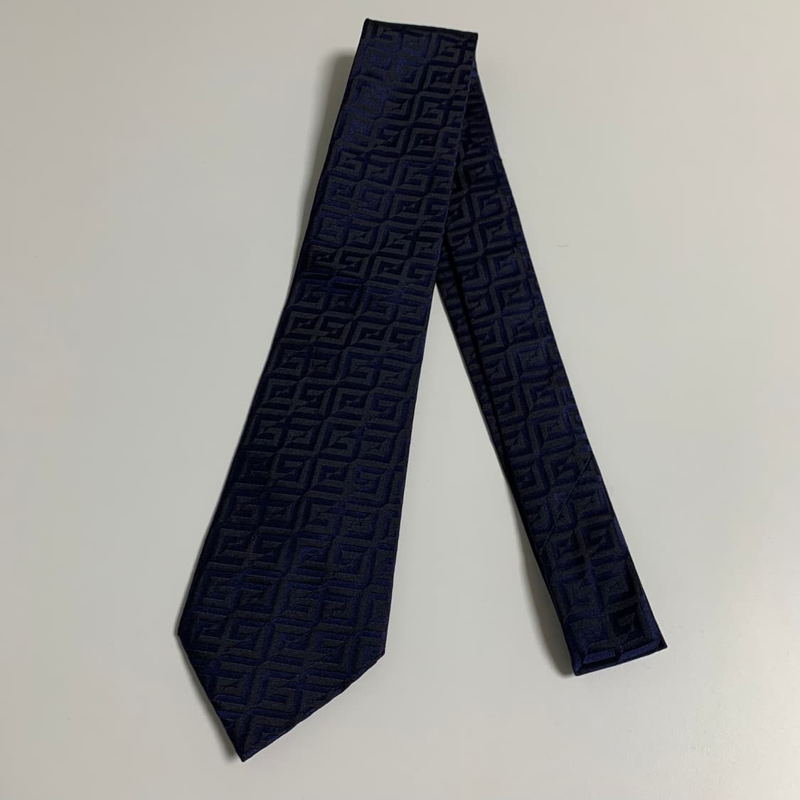 지방시(GIVENCHY) 신형 다크네이비 모노그램 명품넥타이 최상급 상품이미지8