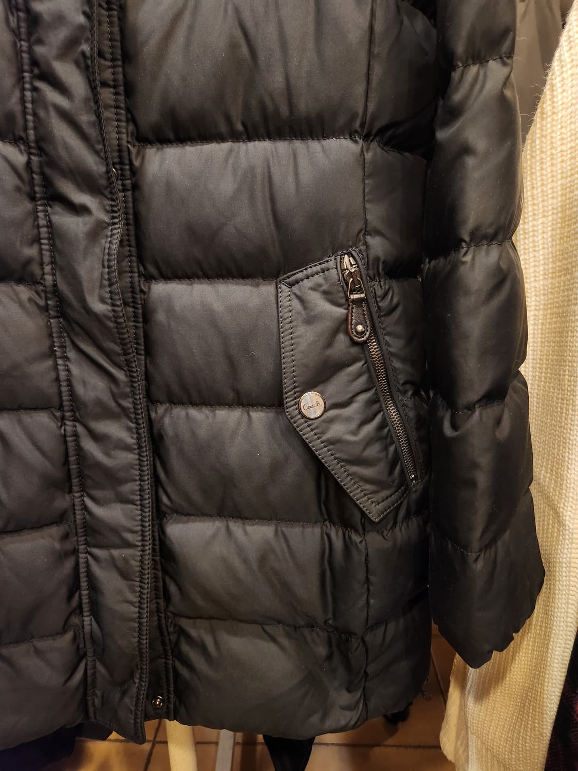 코치 블랙 패딩 상품이미지3