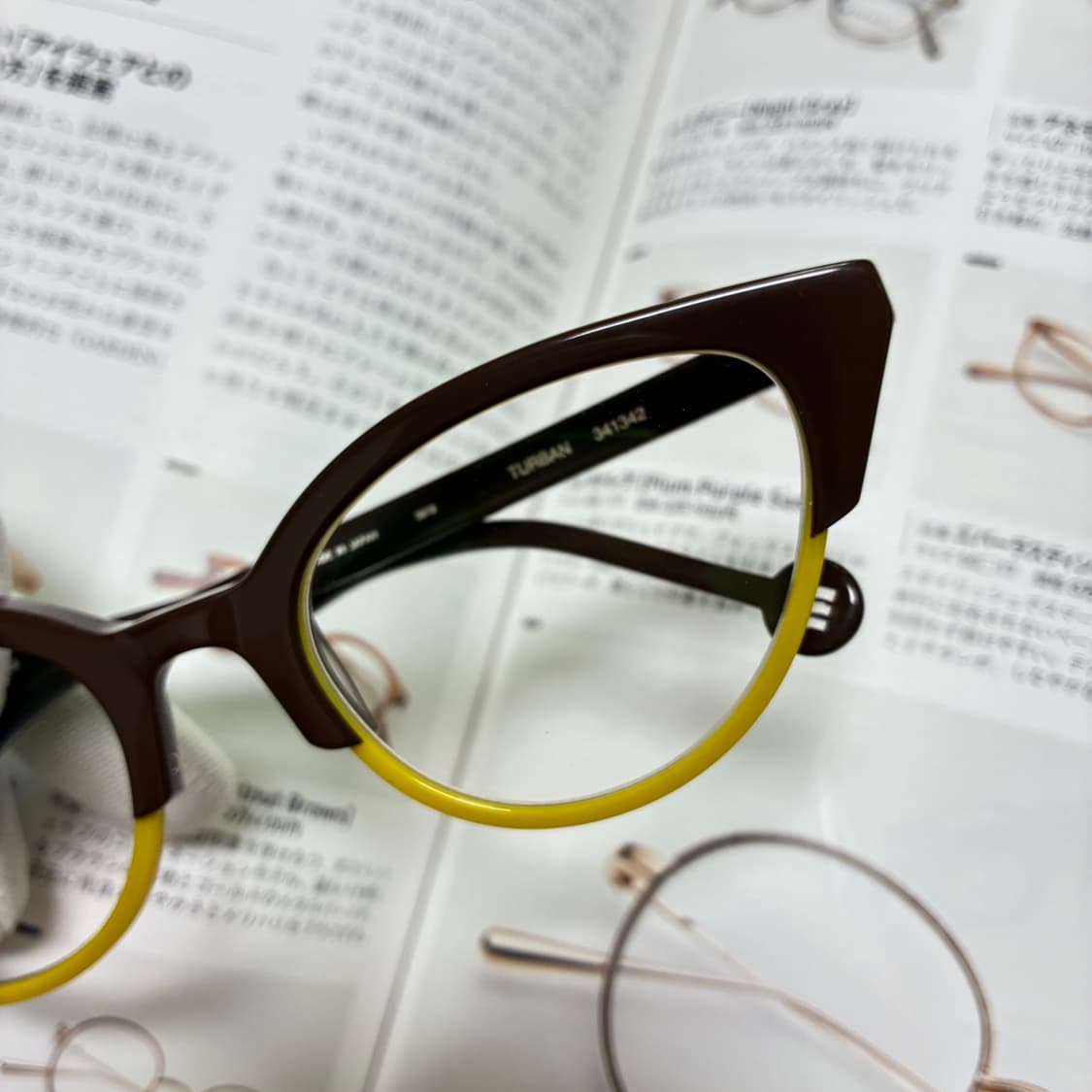 L.A. Eyeworks 엘에이 아이웍스 캣아이 안경 상품이미지2