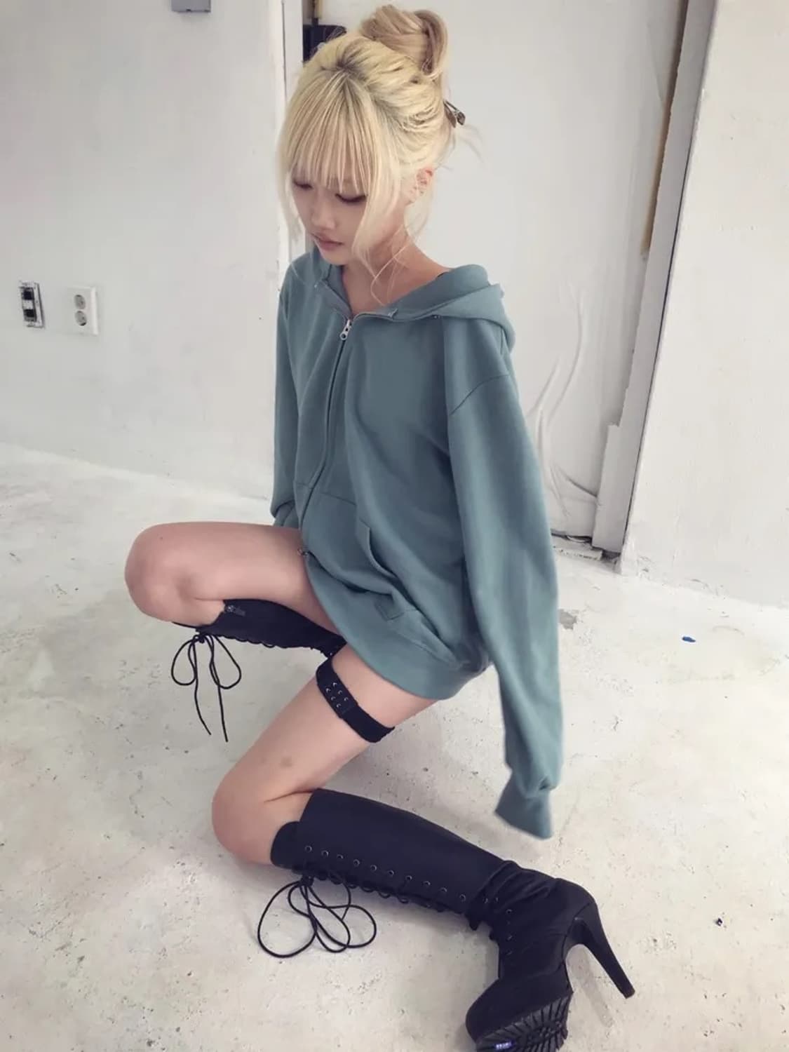 쿄이 SOFT MINT ZIP HOODIE 상품이미지1