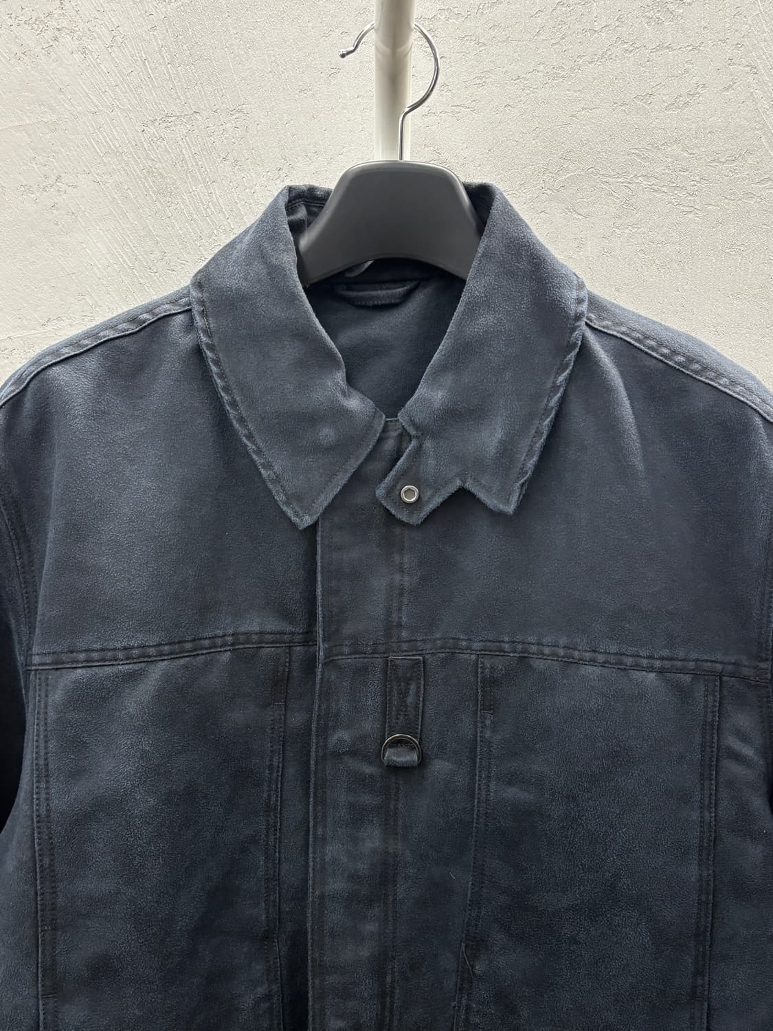 ZARA 왁싱 이펙트 점퍼 네이비  상품이미지3