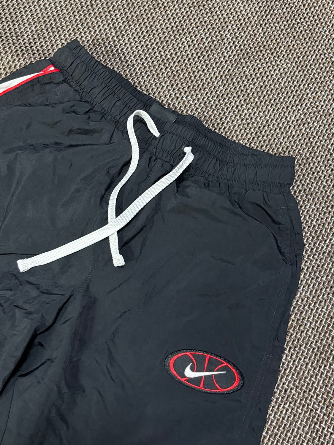 나이키 올드스쿨 나일론 스우시 조거팬츠 상품이미지1