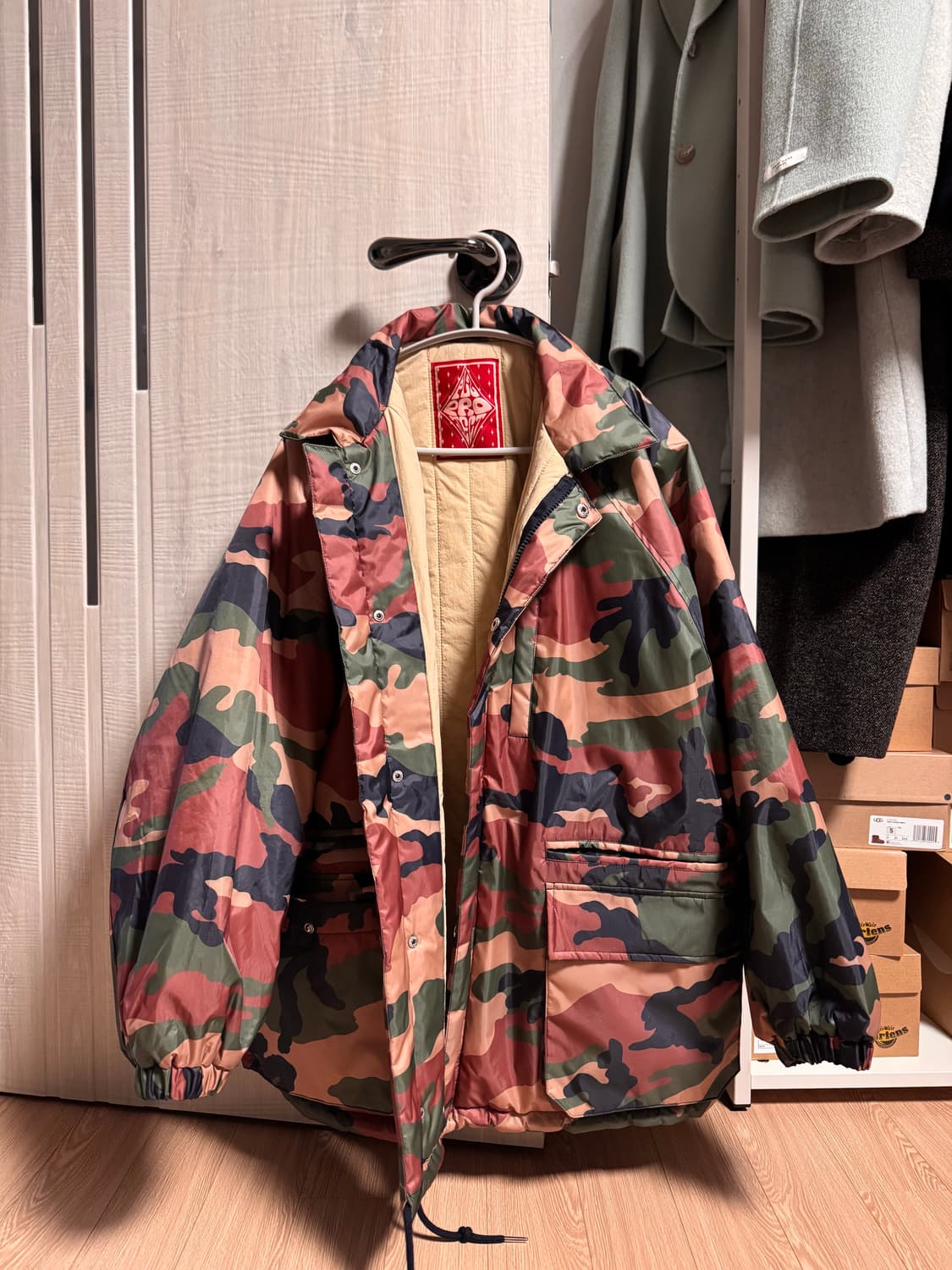 플리즈프로젝트 패디드 점퍼 카모 팝니다 상품이미지2