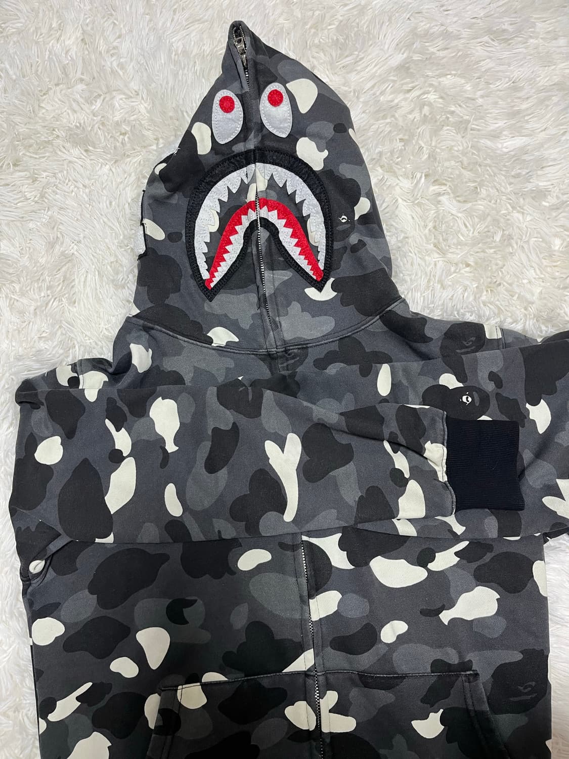 베이프 흑계 카모 후드집업 상품이미지1