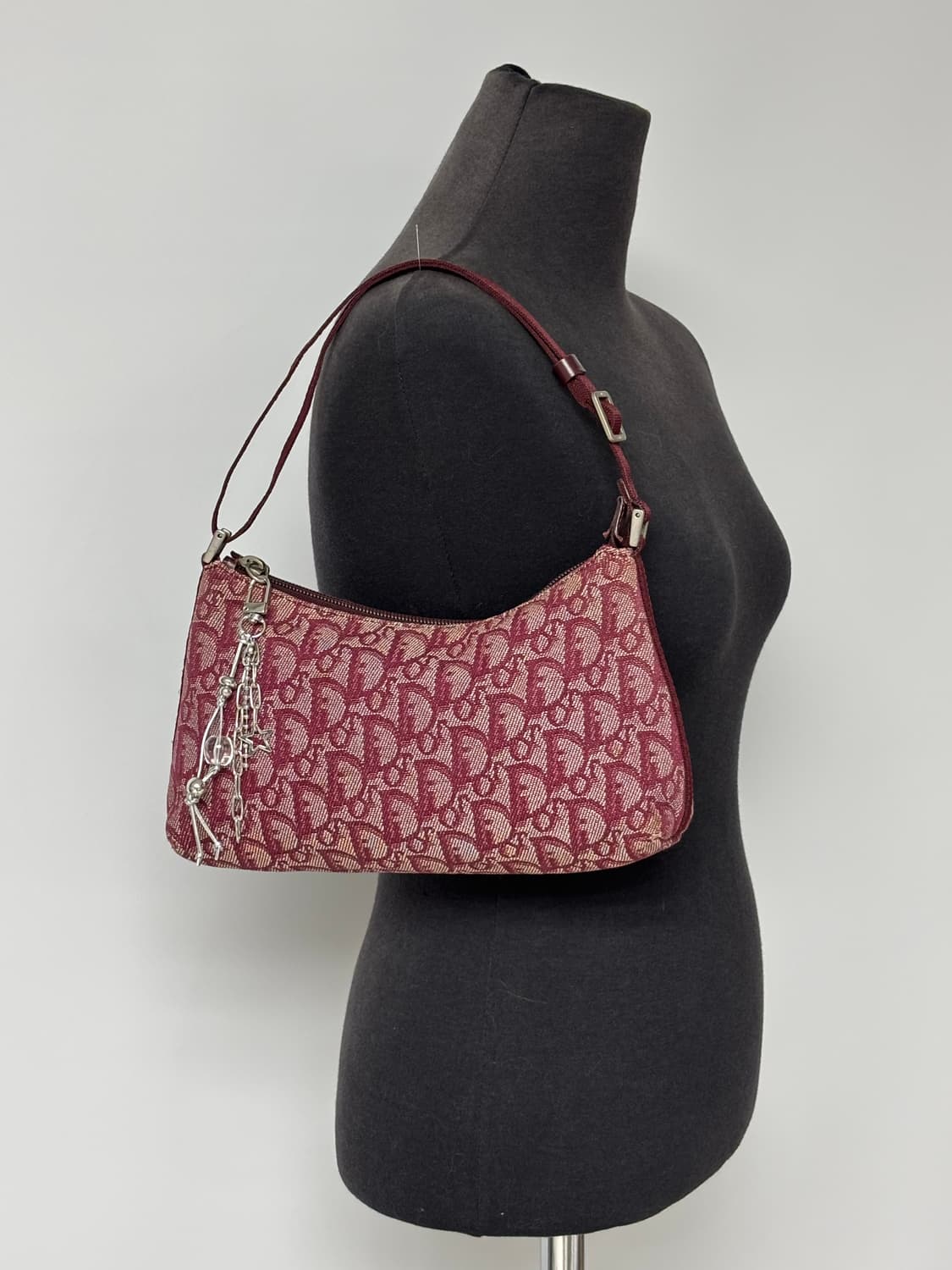 디올 오블리크 버건디 트로터 포쉐트 미니백 상품이미지2