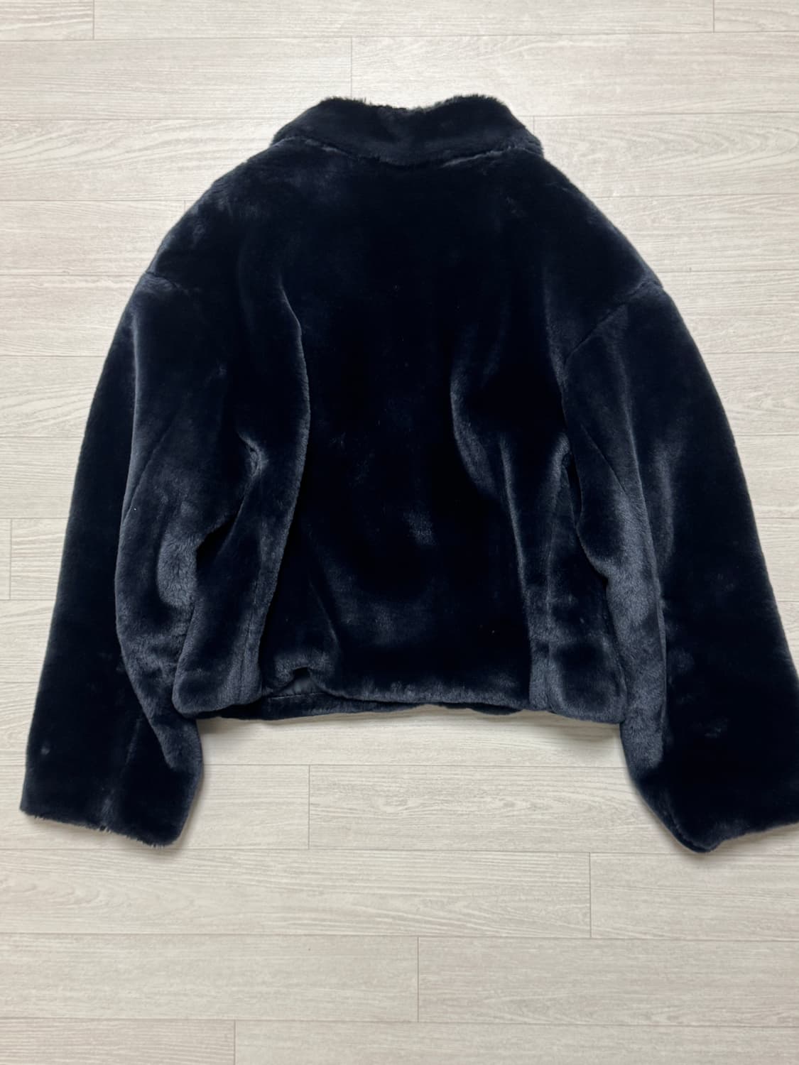 커렌트 퍼 크롭 자켓 네이비 상품이미지8