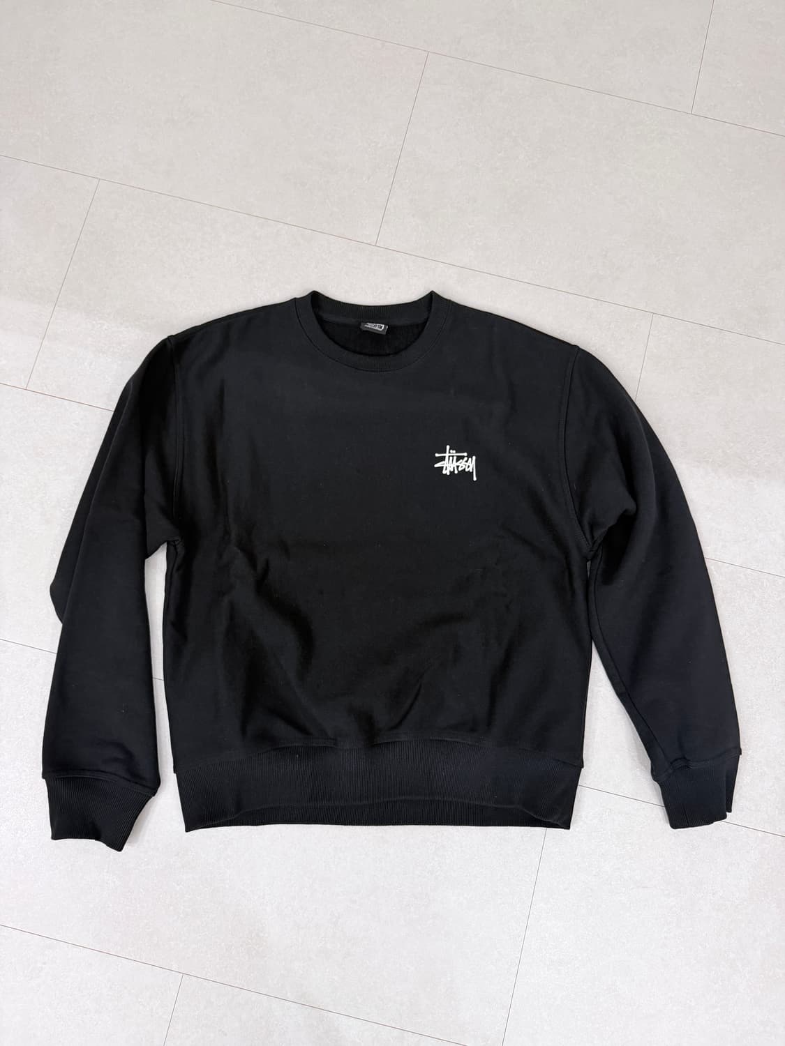 스투시 맨투맨 기모 블랙 상품이미지1