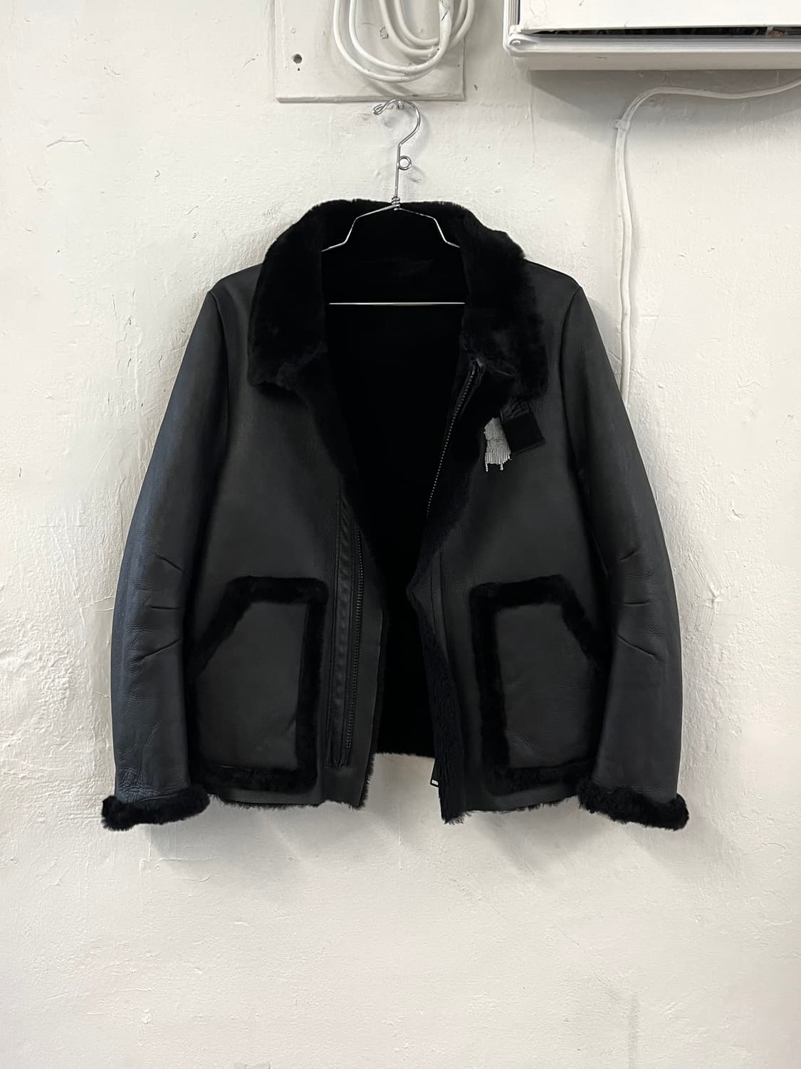 언더커버 비즈 컬렉션 시어링 무스탕 자켓 상품이미지4