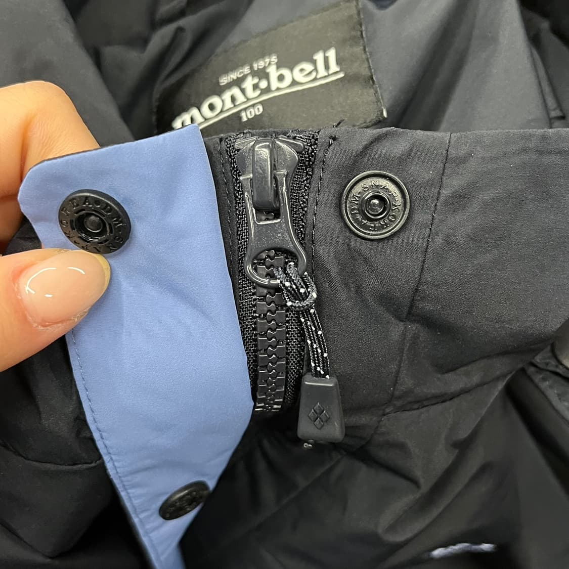 [정품/100] 몽벨 블랙 후드 바람막이 자켓 b16 상품이미지9