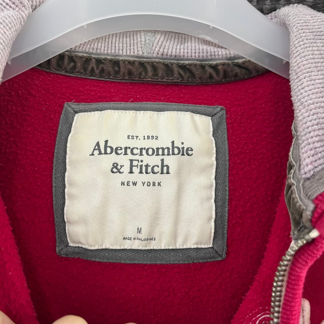 아베크롬비 슬림핏 자수로고 핑크 후드집업 상품이미지5