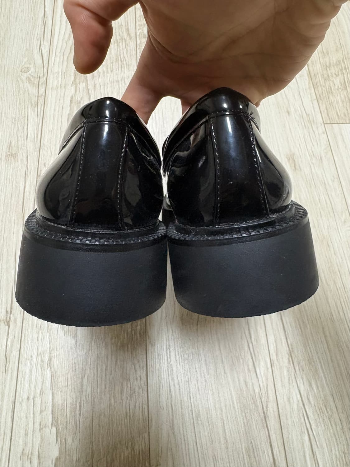 자라 로퍼 블랙 260 상품이미지5