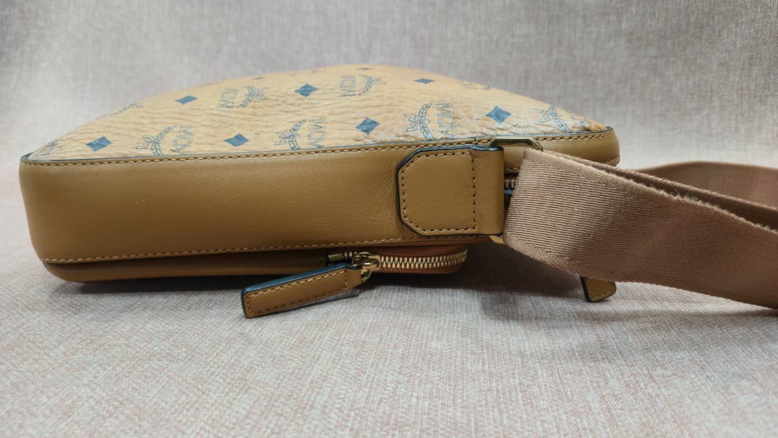 MCM 정품  비세토스 크로스백  메신저백 코냑 상품이미지4