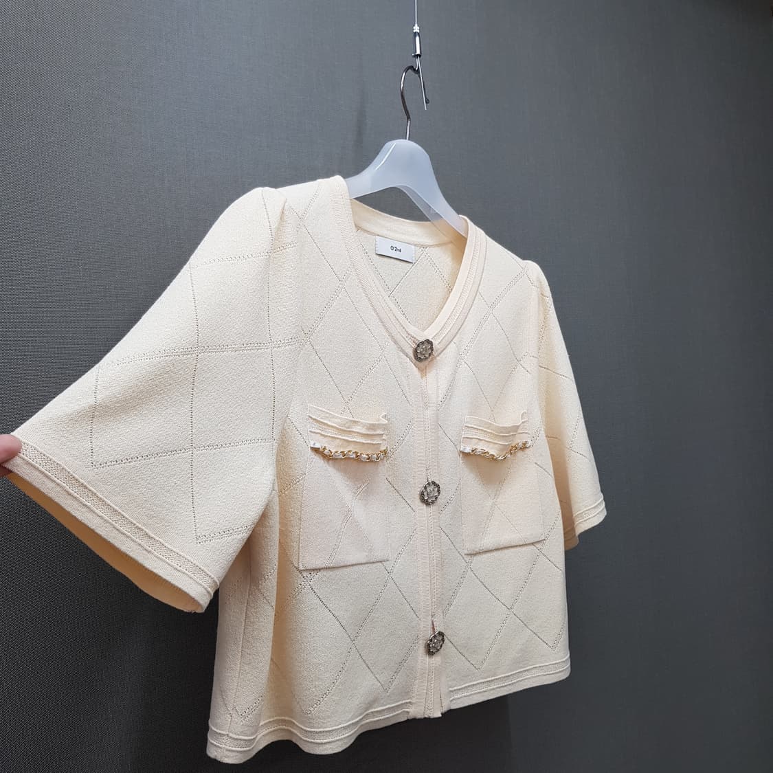 오즈세컨 2022 크롭 반팔 니트 가디건  85사이즈 상품이미지3