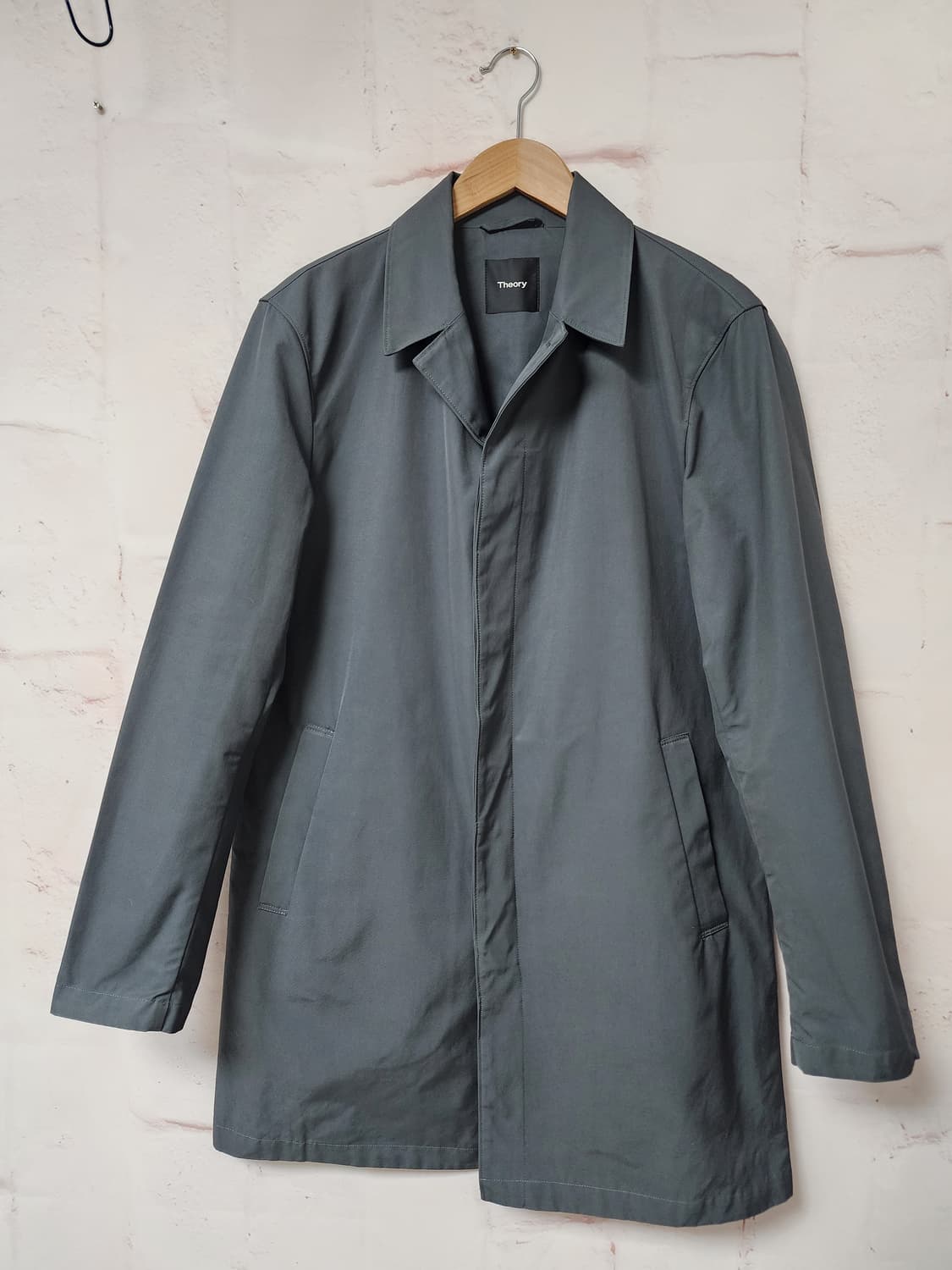 띠어리 남성 코트 상품이미지1