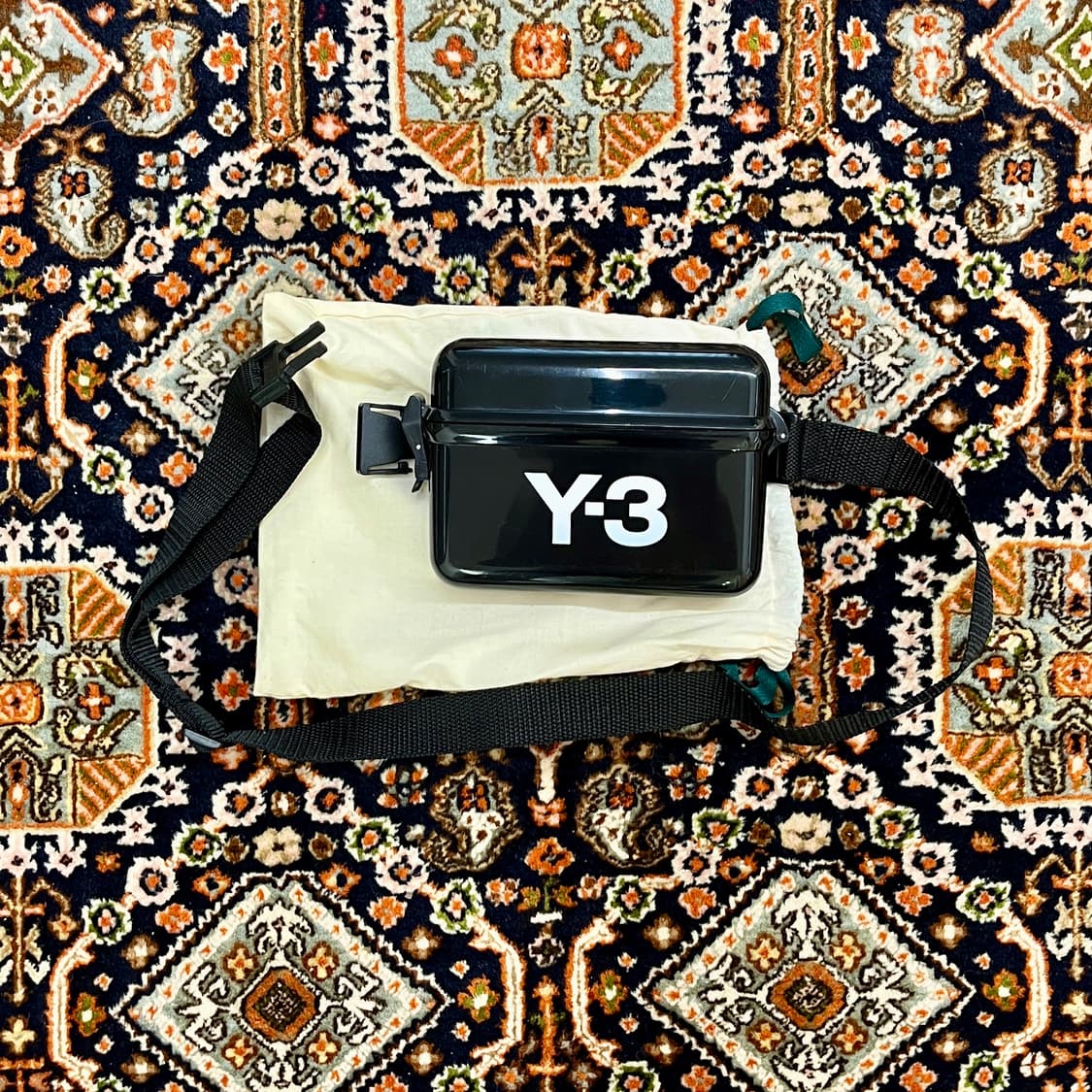 Y-3 요지 야마모토 크로스백 상품이미지1