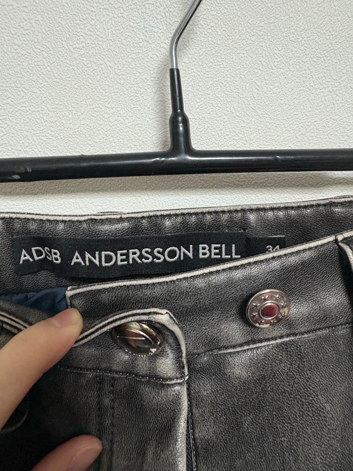 앤더슨벨 체크 플리츠 투웨이 레더 팬츠 & 스커트 상품이미지6