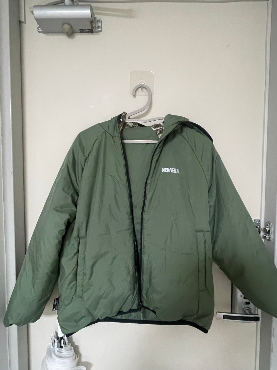 뉴에라 리버시블 패딩 상품이미지5