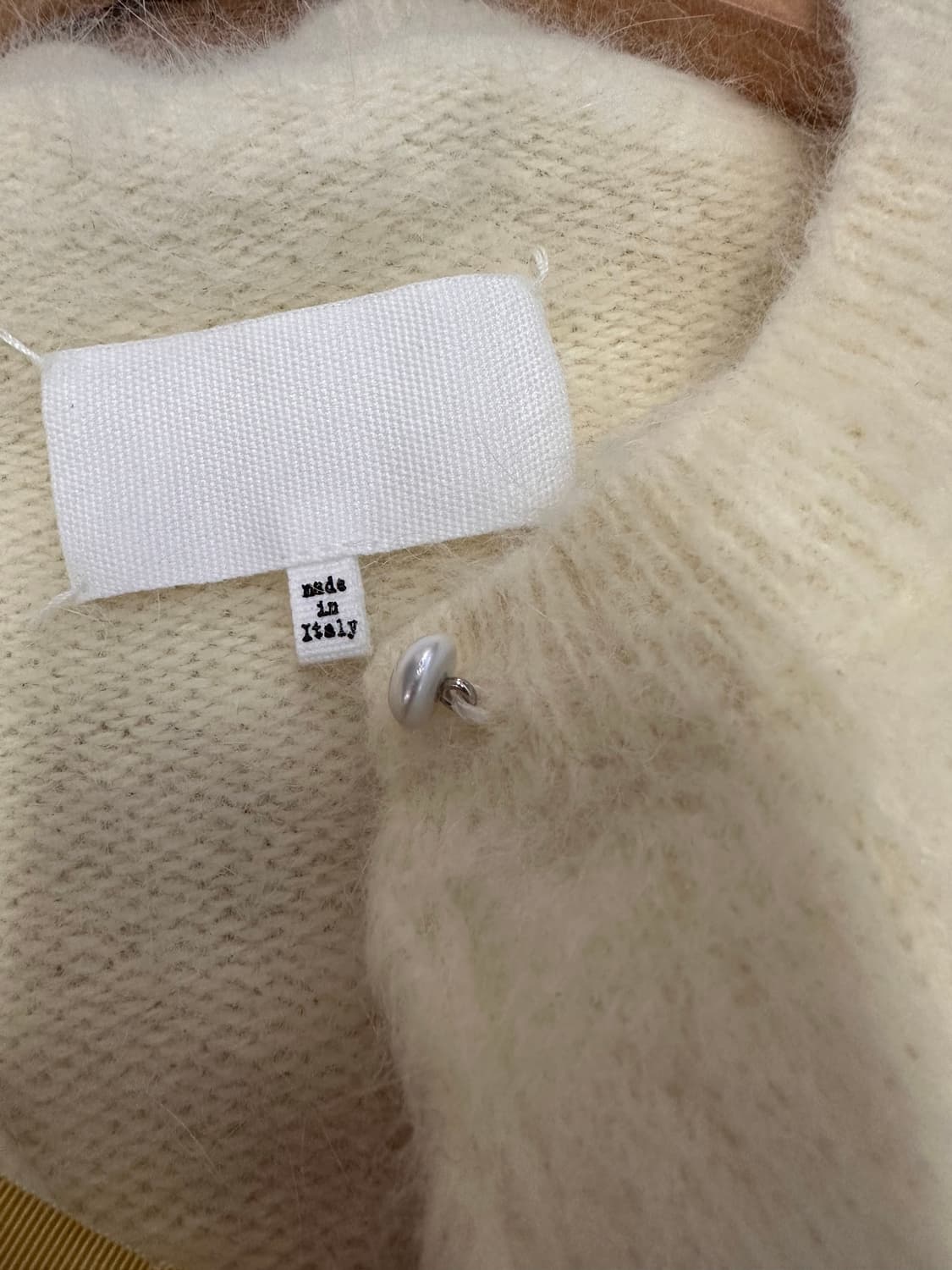 (S)메종마르지엘라 23AW 앙고라 크루넥 가디건 크림 상품이미지4