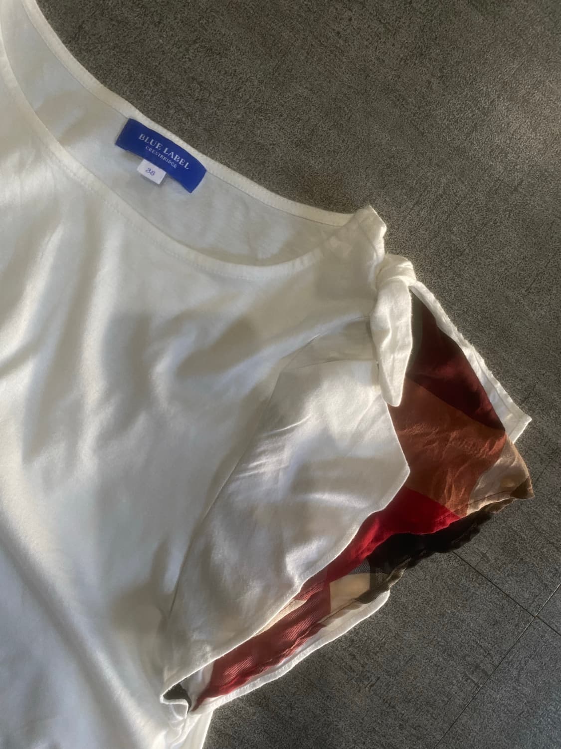 Burberry 버버리 하구미모리걸 핀터깔y2k 타탄체크 반팔티셔츠 상품이미지2