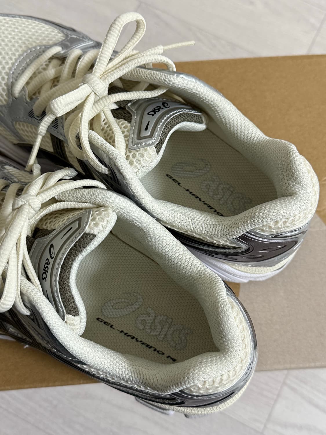 아식스 젤 카야노 14 크림 블랙 상품이미지5