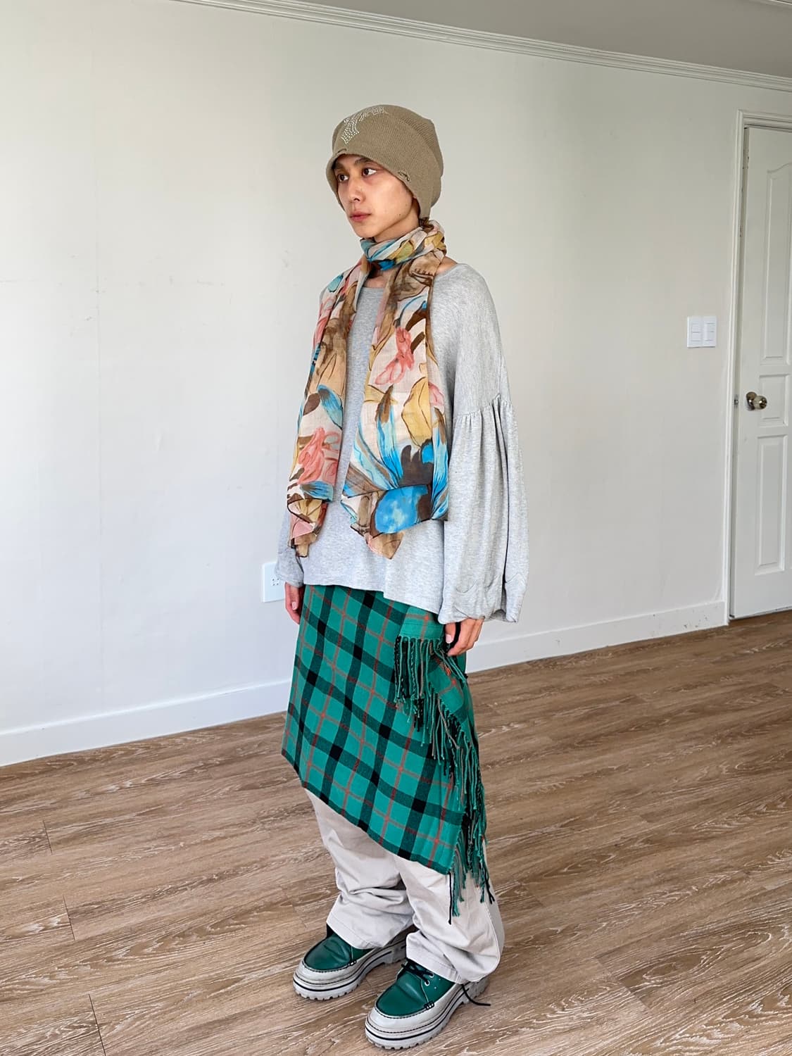 JW Anderson x Uniqlo 프린지 체크 스커트 상품이미지1