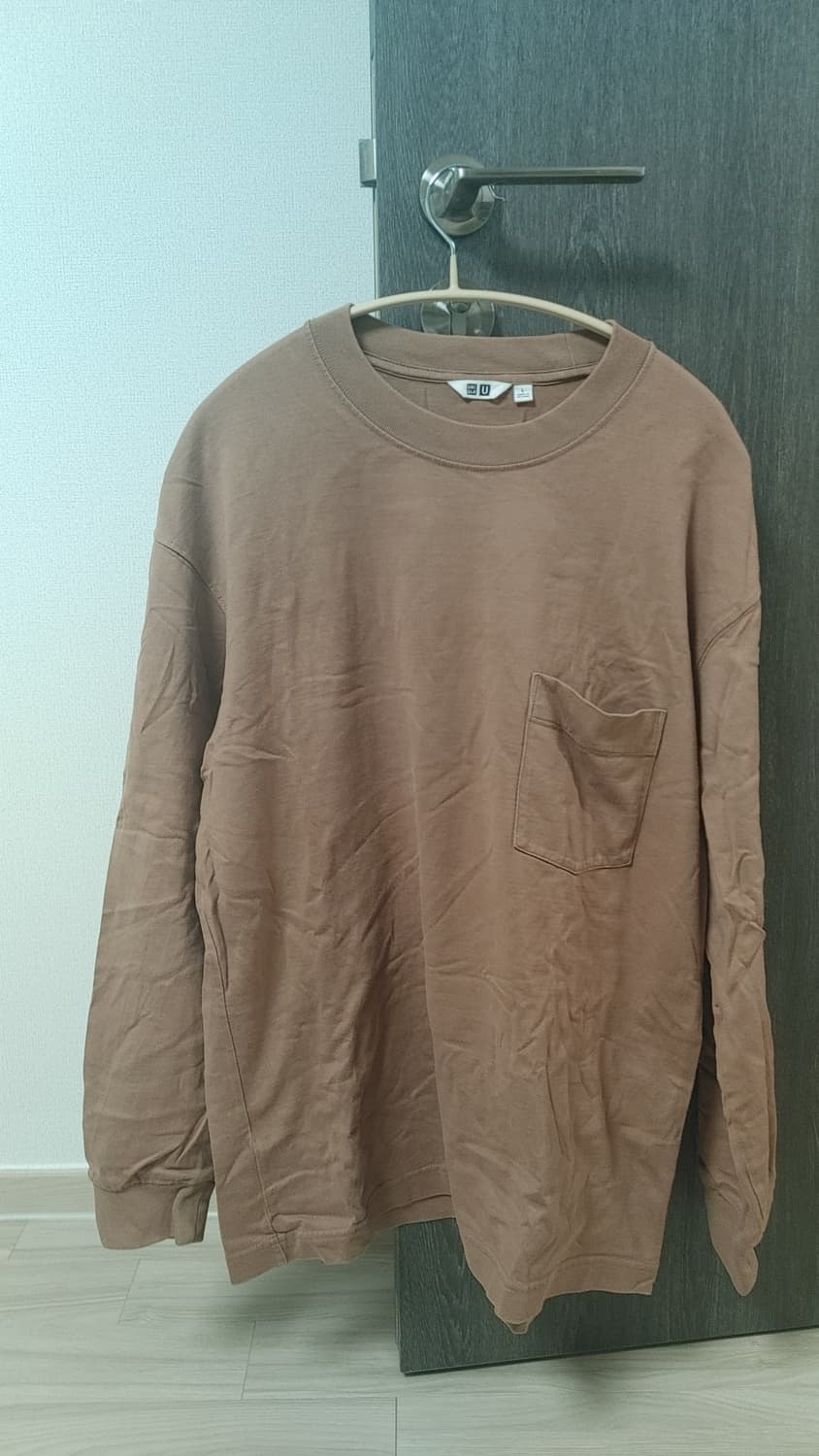 유니클로 U 롱슬리브 L 상품이미지1