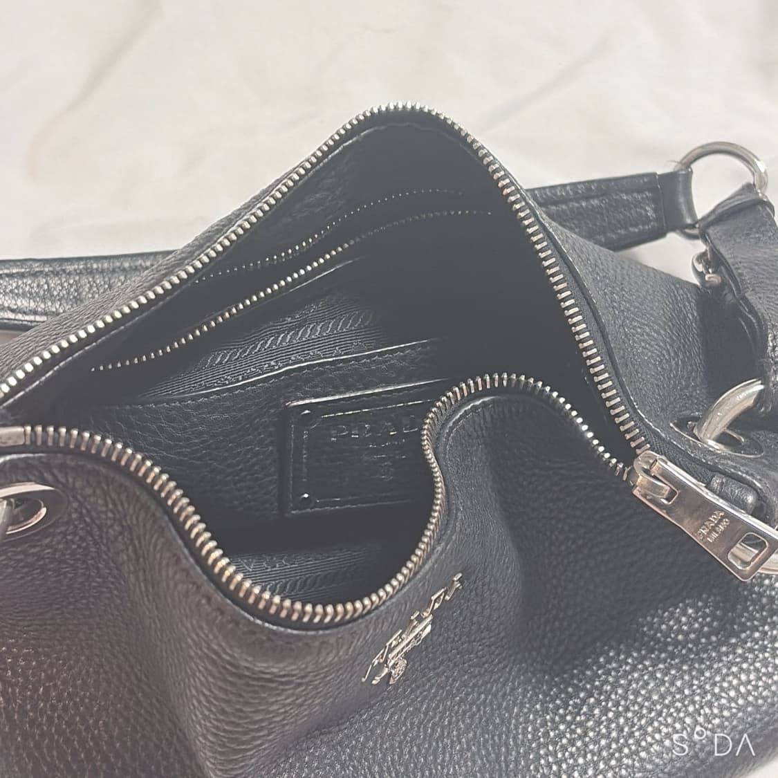 프라다 비텔로 피닉스 호보백 상품이미지8