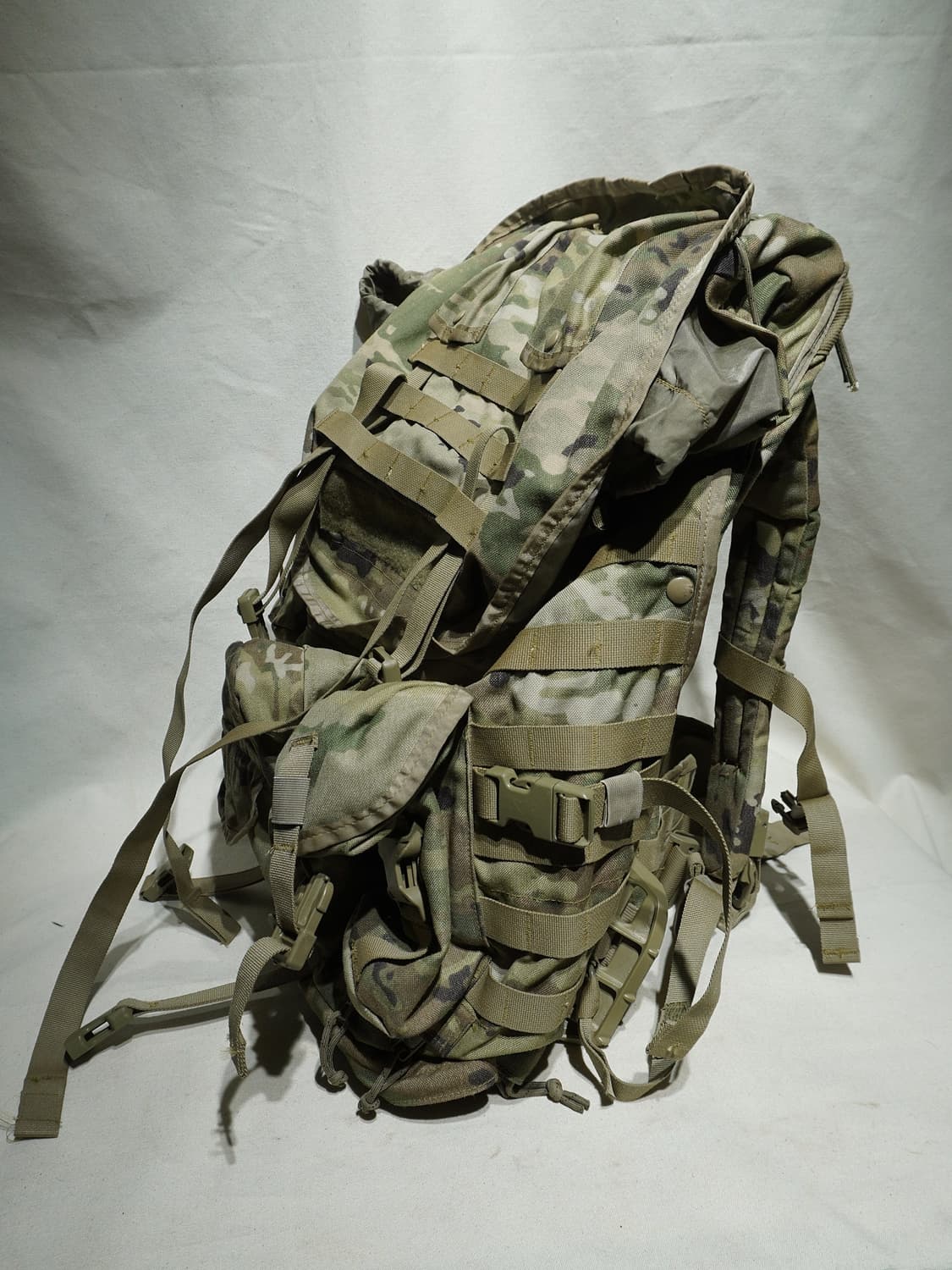 미군 OCP Molle 4000 공수 배낭 상품이미지5