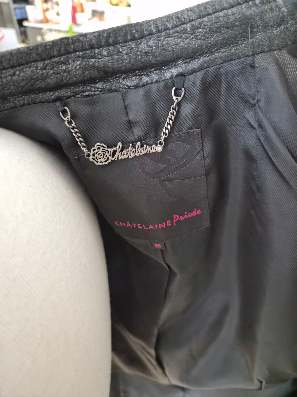 샤트렌 프리베 리얼 고트 스킨 베스트 상품이미지2