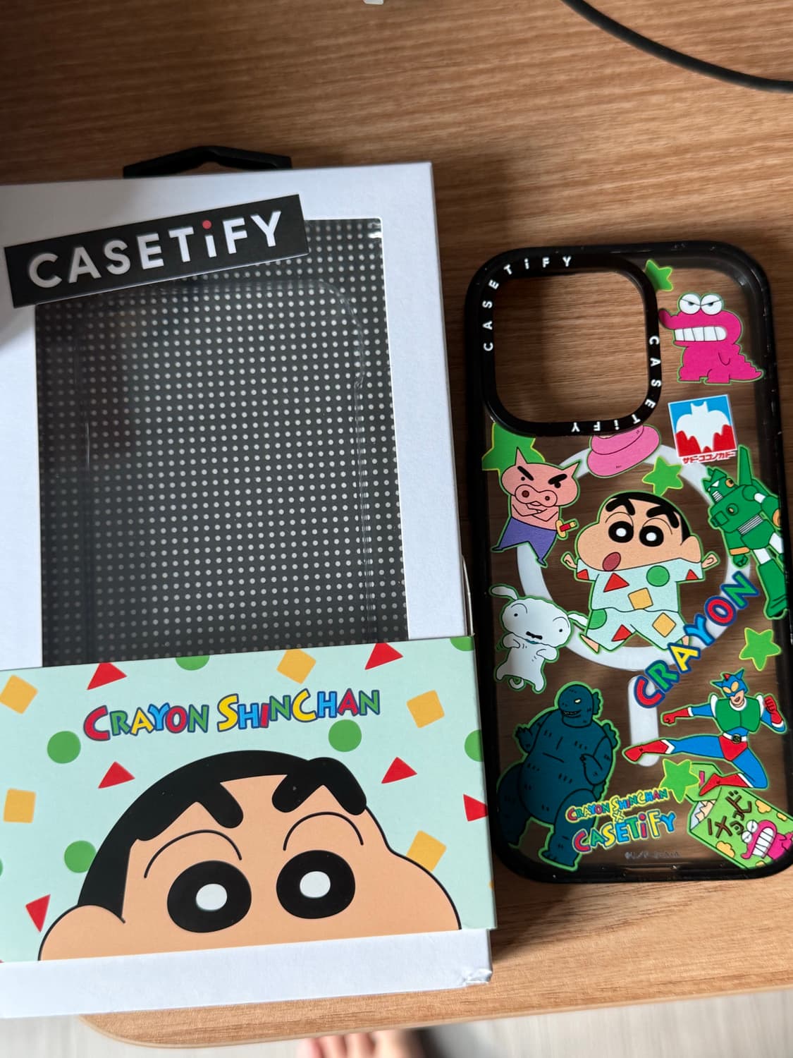 케이스티파이 16프로 짱구 상품이미지1