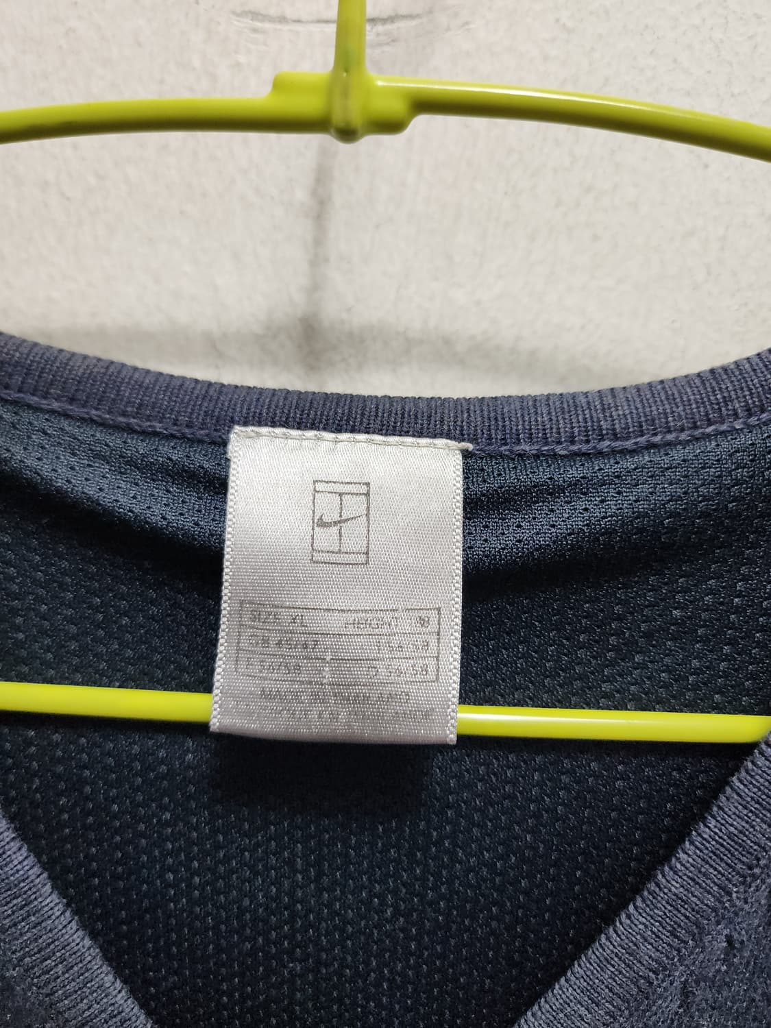 나이키 v넥 백로고 스우시 니트 베스트 상품이미지5