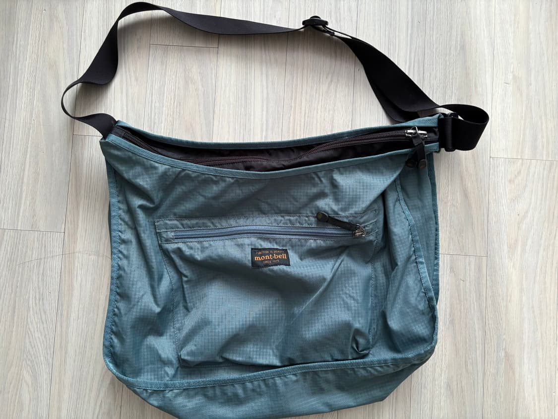 몽벨 크로스백 상품이미지1