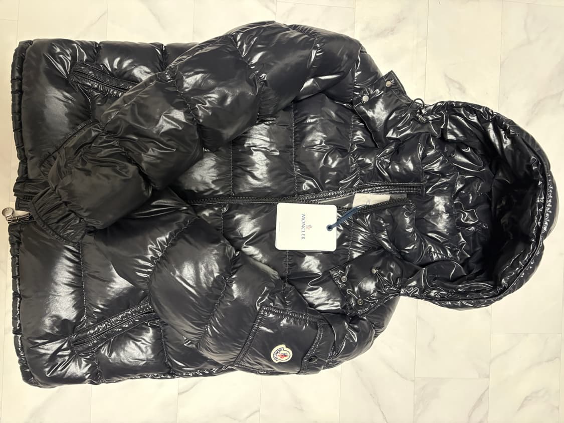 몽클레어 패딩 마야 5사이즈 새상품급 제품 판매합니다.  상품이미지2