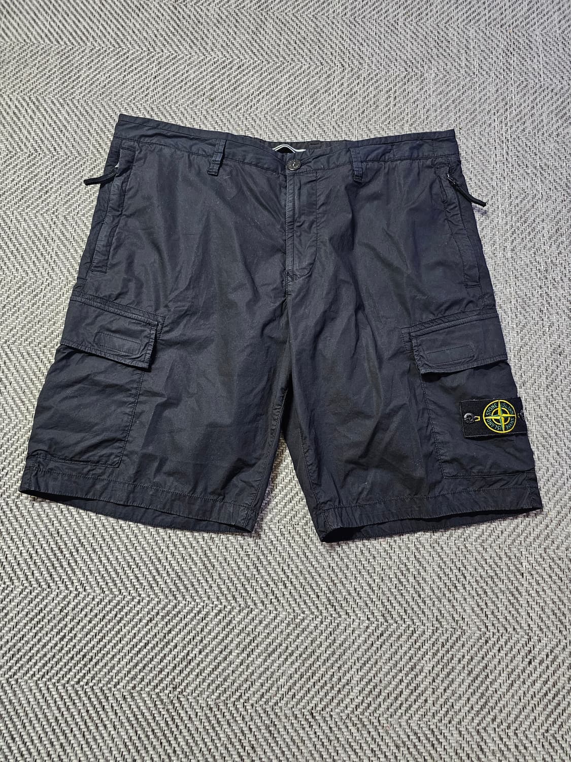 스톤아일랜드 카고 반바지 상품이미지1