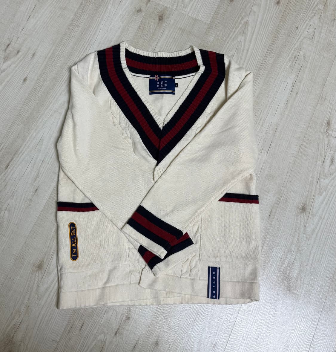 로맨틱 크라운 가디건 M사이즈 팝니다 상품이미지2