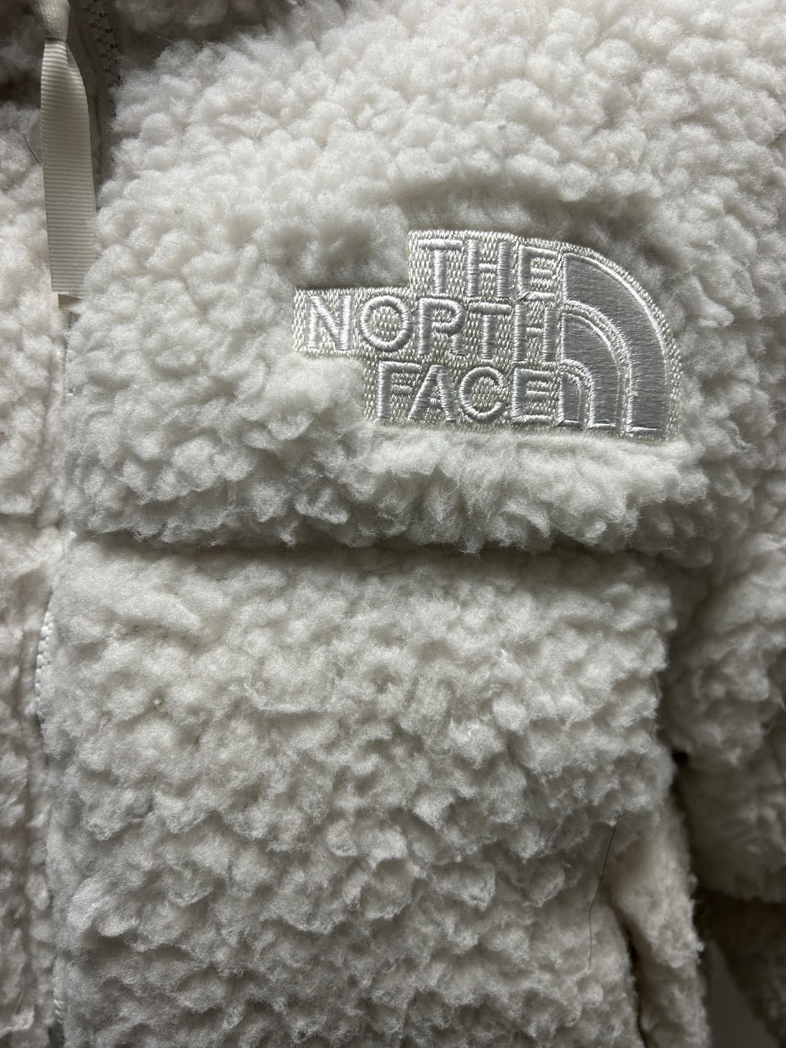 노스페이스 뽀글이 패딩 상품이미지4