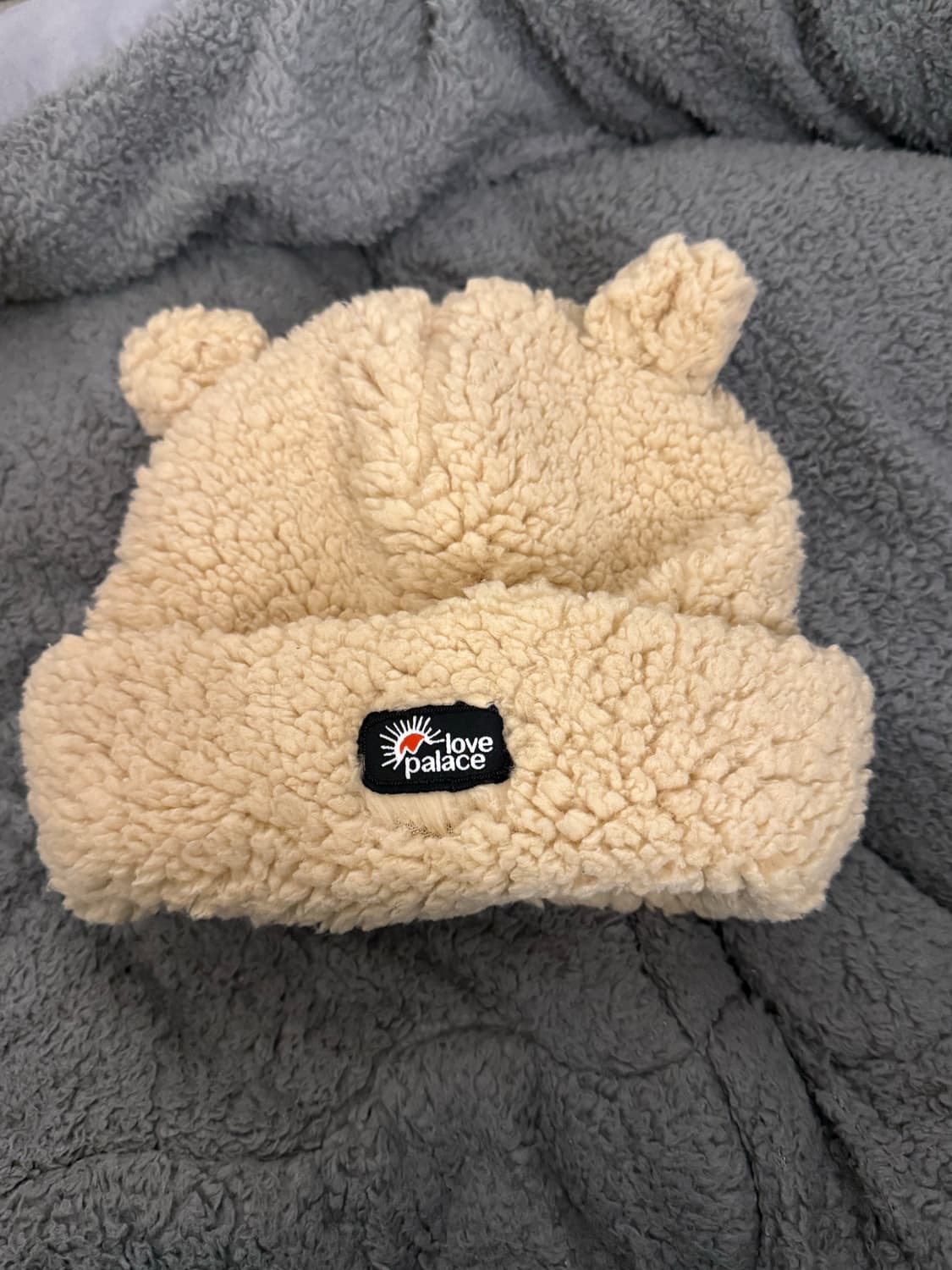 팔라스 러브 팔라스 퍼지 이어 비니 소프트 화이트 - 24FW 상품이미지1